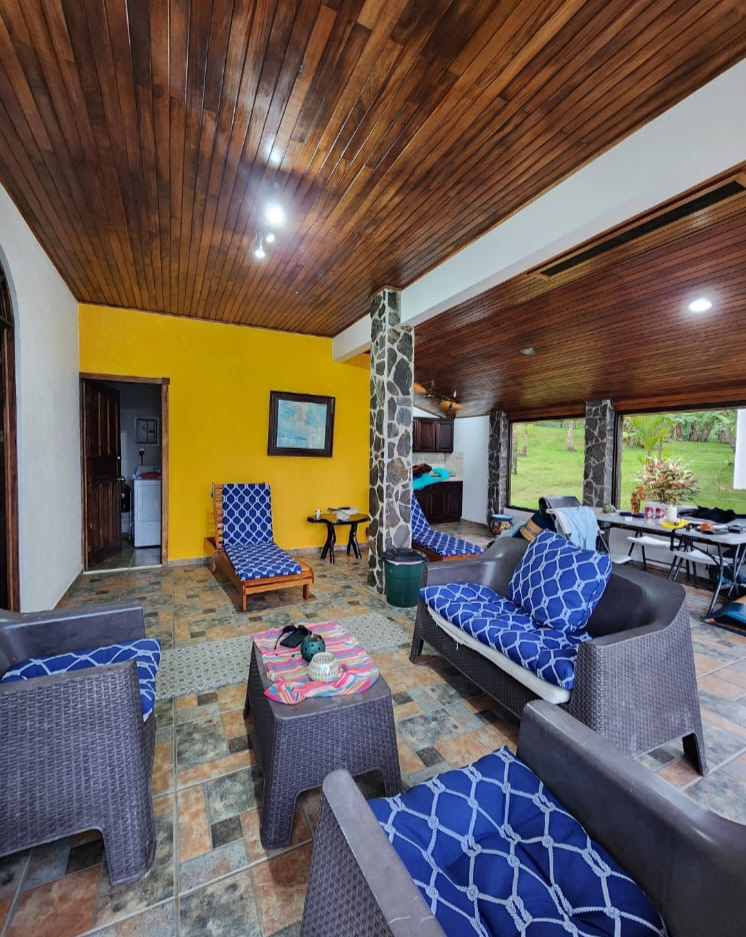 Spacious Home 3 BD 2.5 BA with Apartment, Pool, and Beautiful Views photo 16