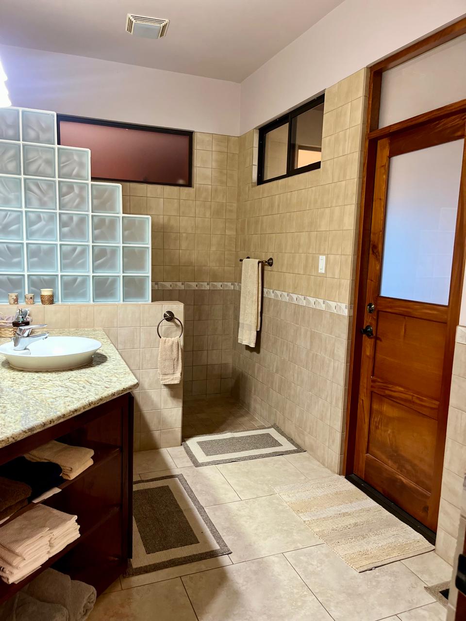 Beautiful Lake & Volcano View Home in Gated Community – Fully Furnished  photo 21