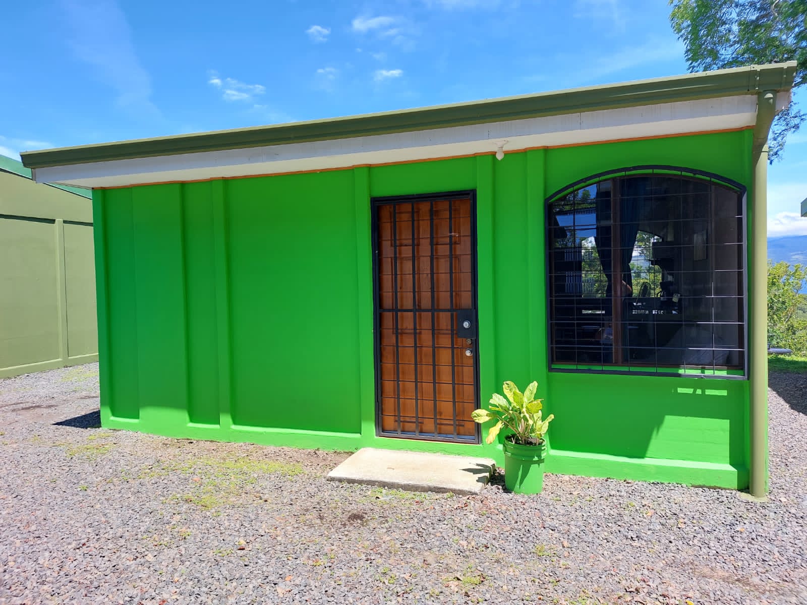 Lake View Commercial Complex-Commercial Building+6 Rental Houses+Apartment photo 6