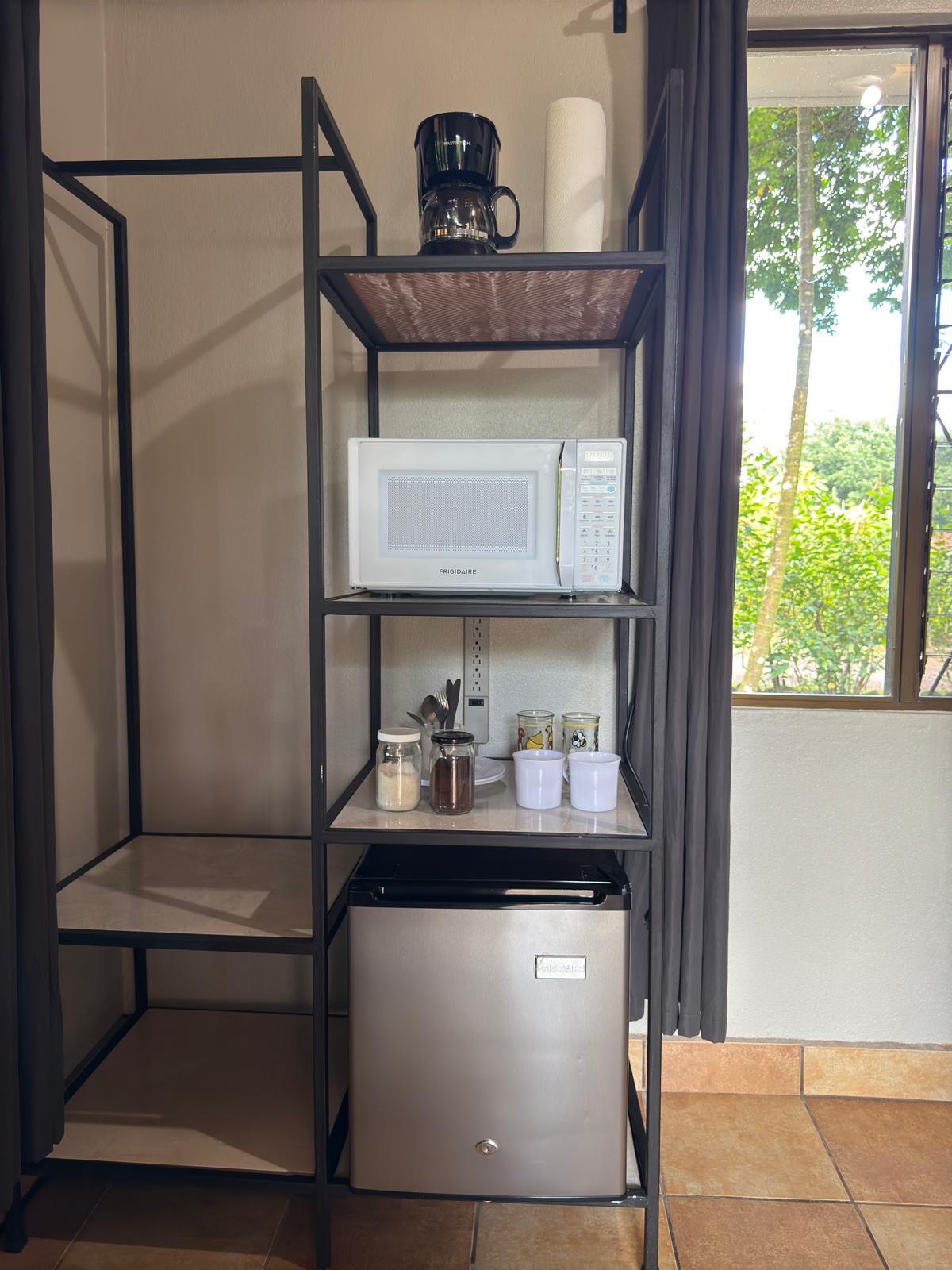 Commercial property: main house + 5 cabins + greenhouse + stable in Cinco Esquinas  photo 37