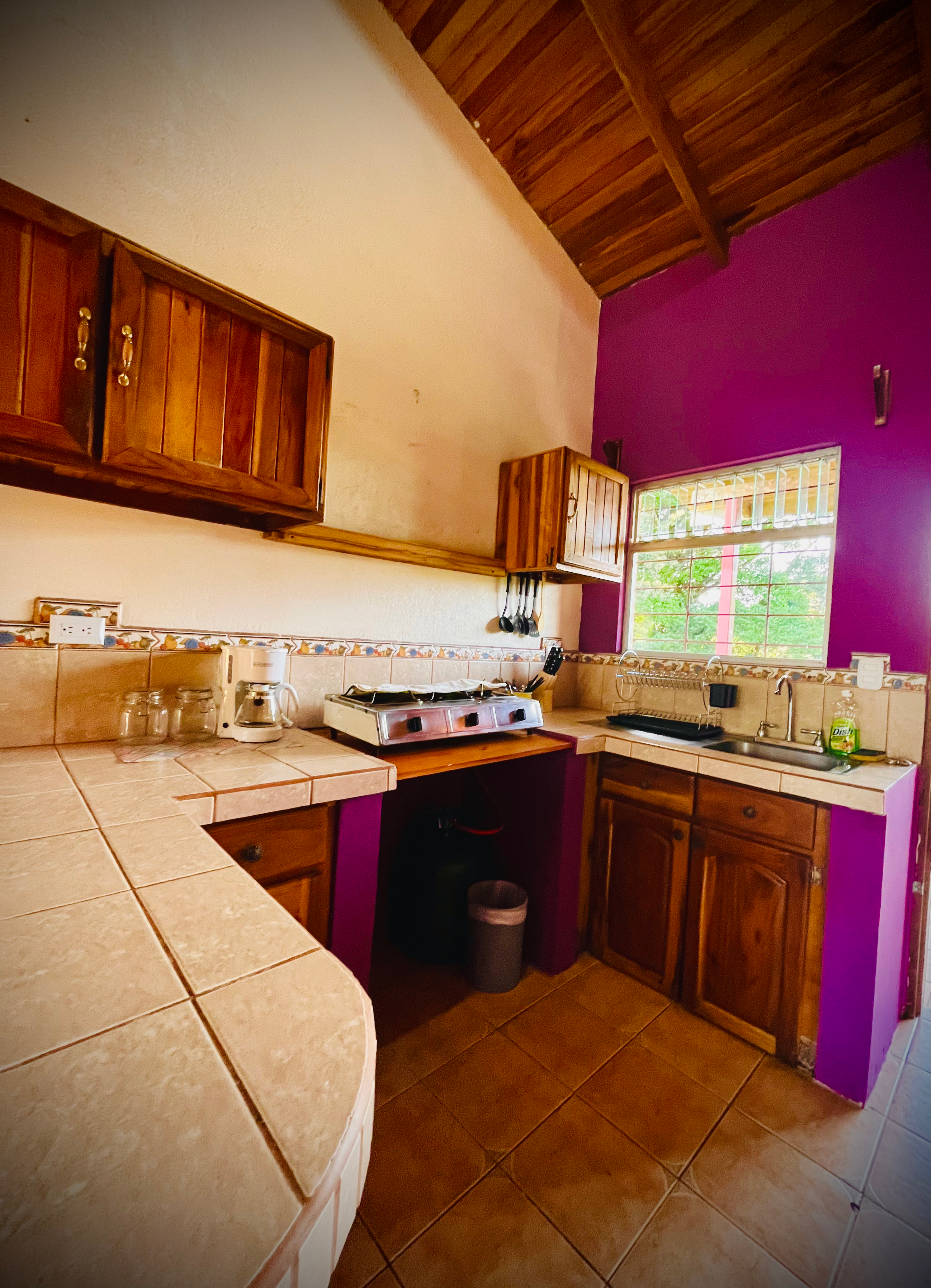 Cozy, 2BD/1BA House walking Distance to Downtown Nuevo Arenal photo 9