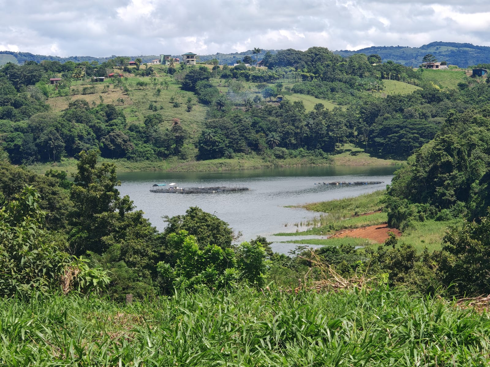 Cozy Modern Home 2BA 1BA with Lake and Mountain Views in San Luis photo 17