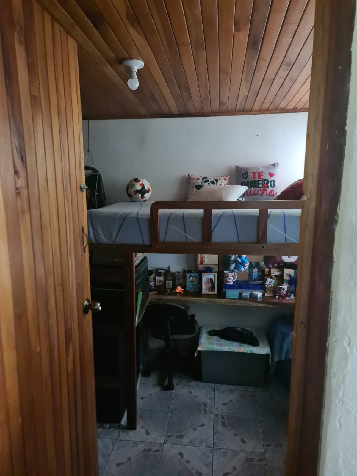 Charming, 3 BD, 1 BA, Tico Home with Tons of Potential in Nuevo Arenal  photo 10