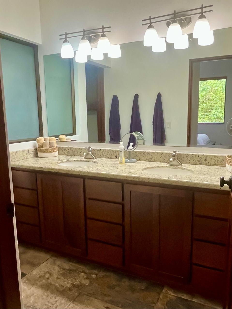 Spacious 1 BD 1 BA Residence with Lake Arenal View in Tronadora photo 11