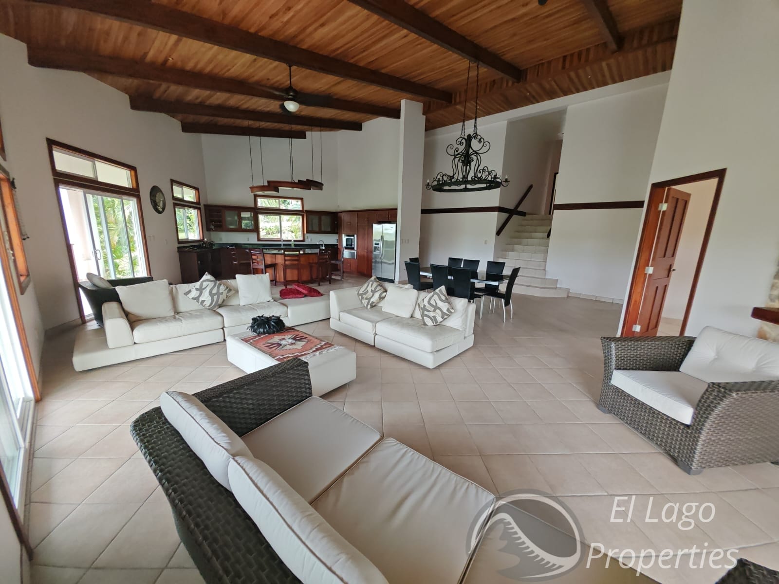 Luxurious Home 4 BD 4 BA With Amazing Lake Views In Nuevo Arenal  photo 6