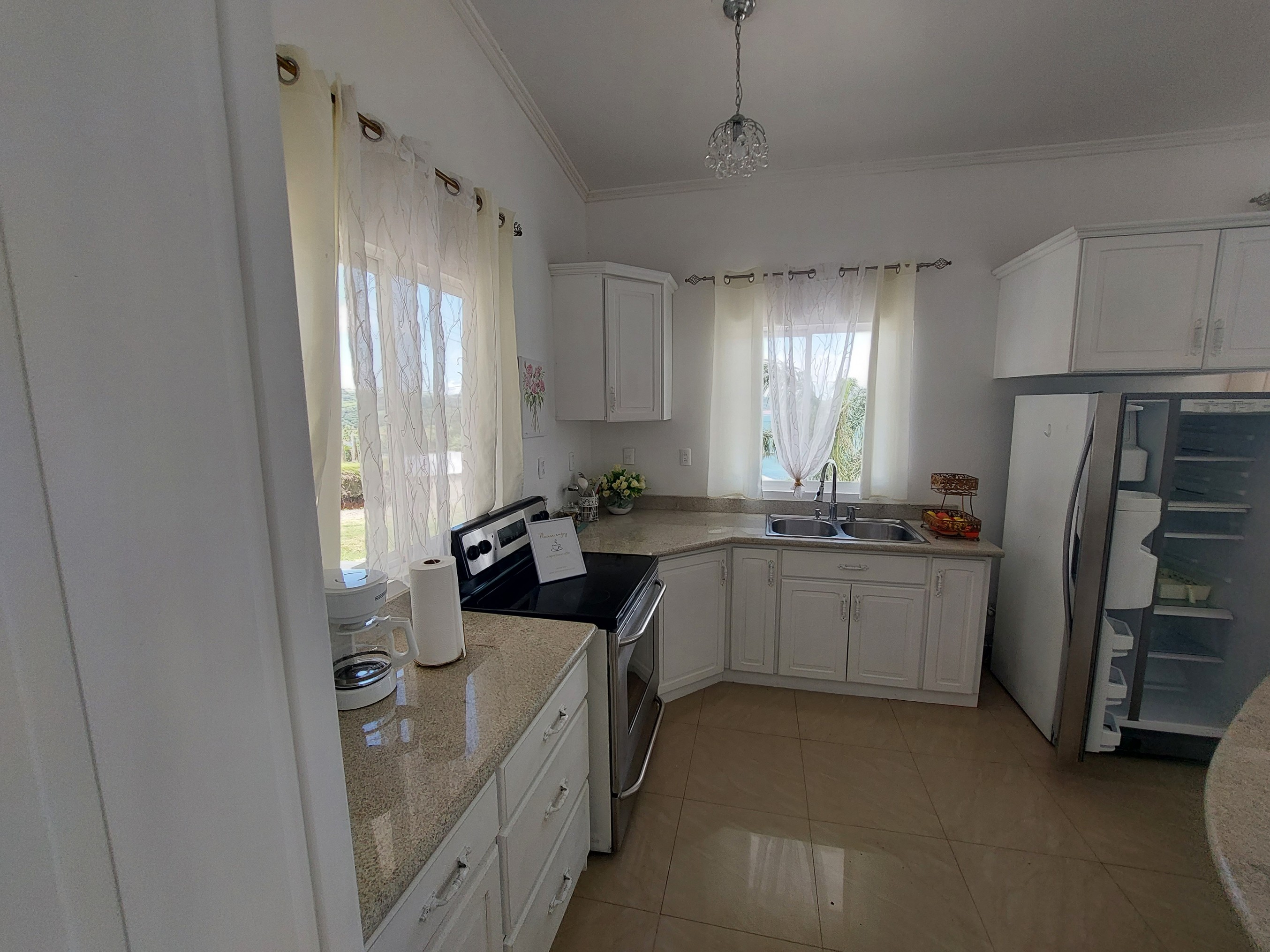 Luxury 7.41 Acre Estate 13 BD 10 BA w/ beautiful views of Lake Arenal & the Volcano  photo 19