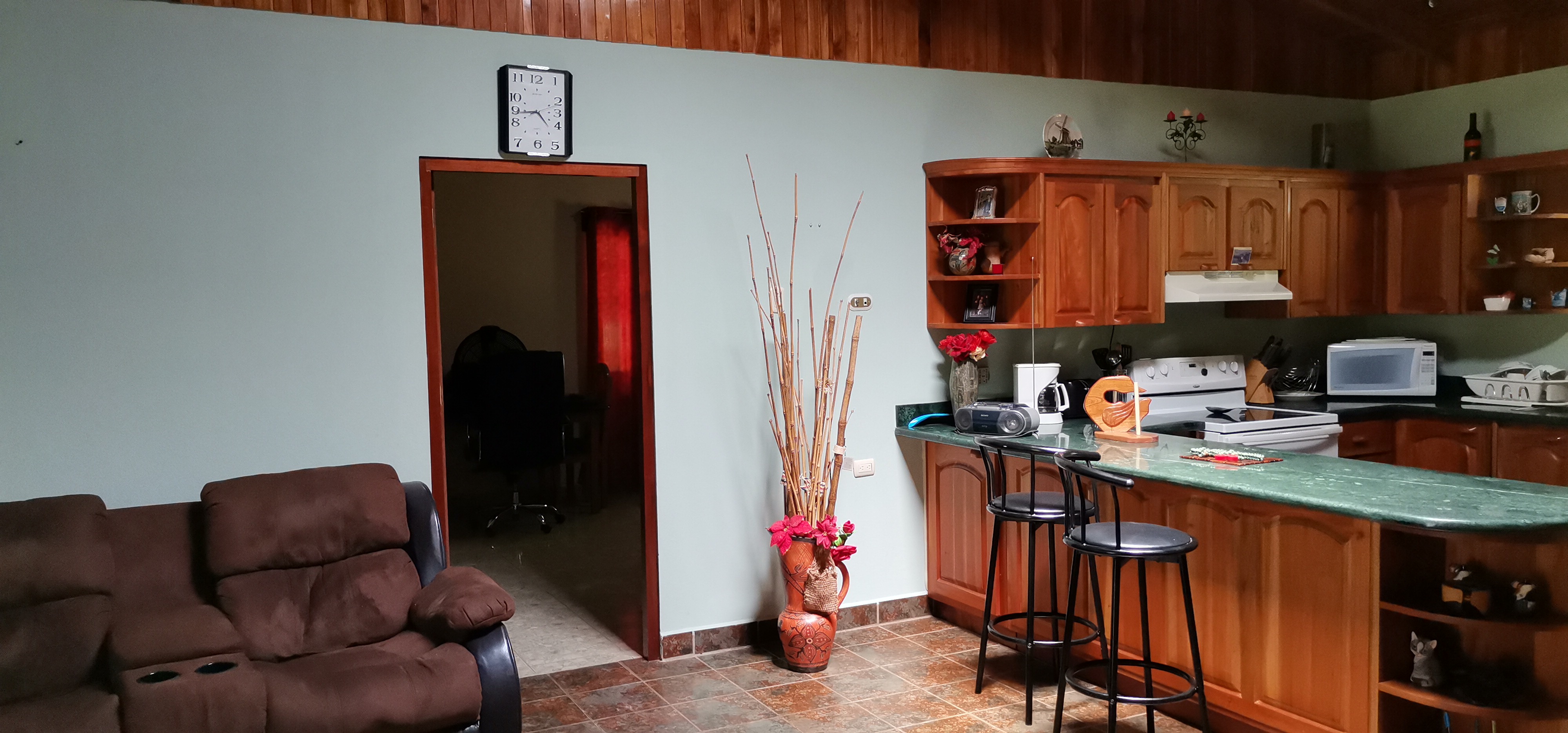 Fully Furnished 2 Bedroom 2 Bathroom Home On Cote River  photo 12