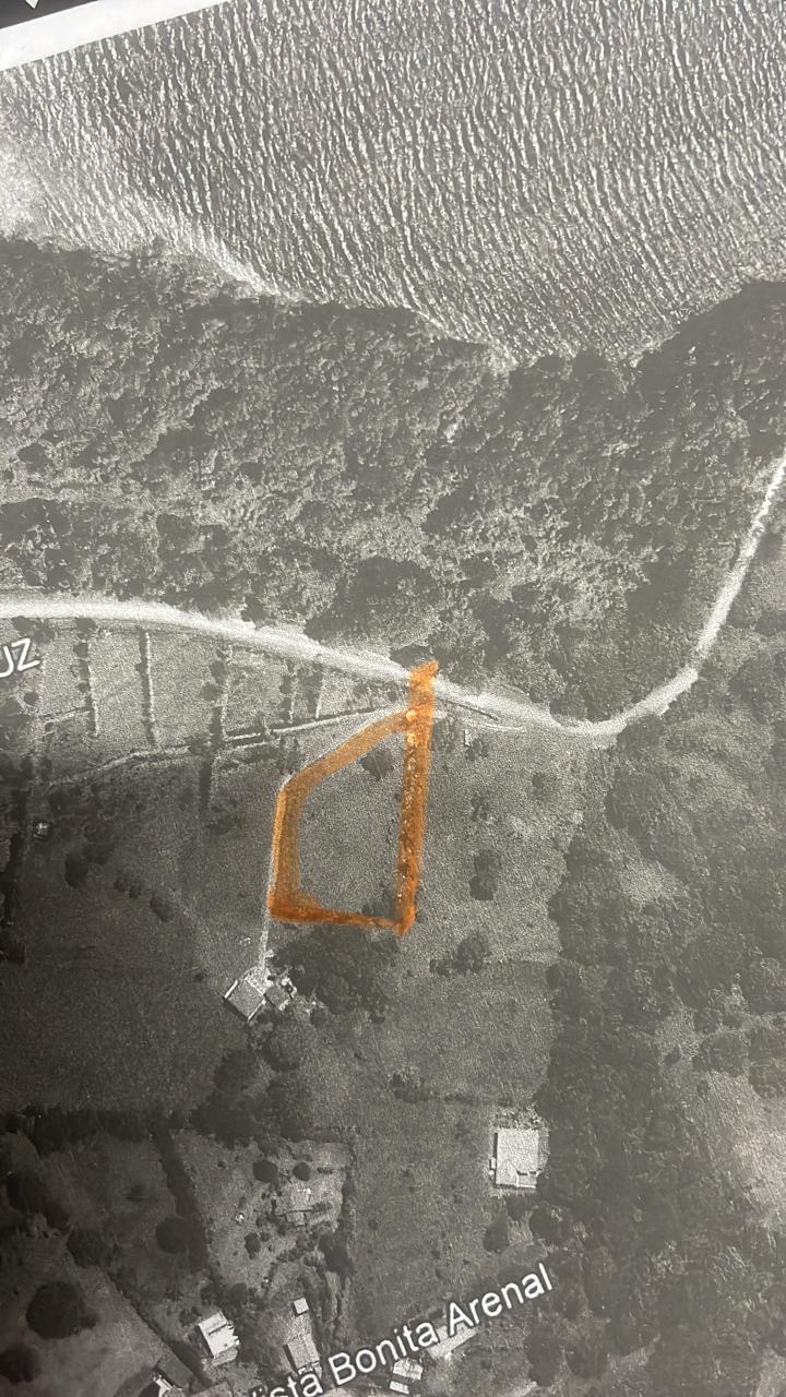 24,500 m2 Lot with Spectacular Lake and Volcano Views in Tronadora photo 9