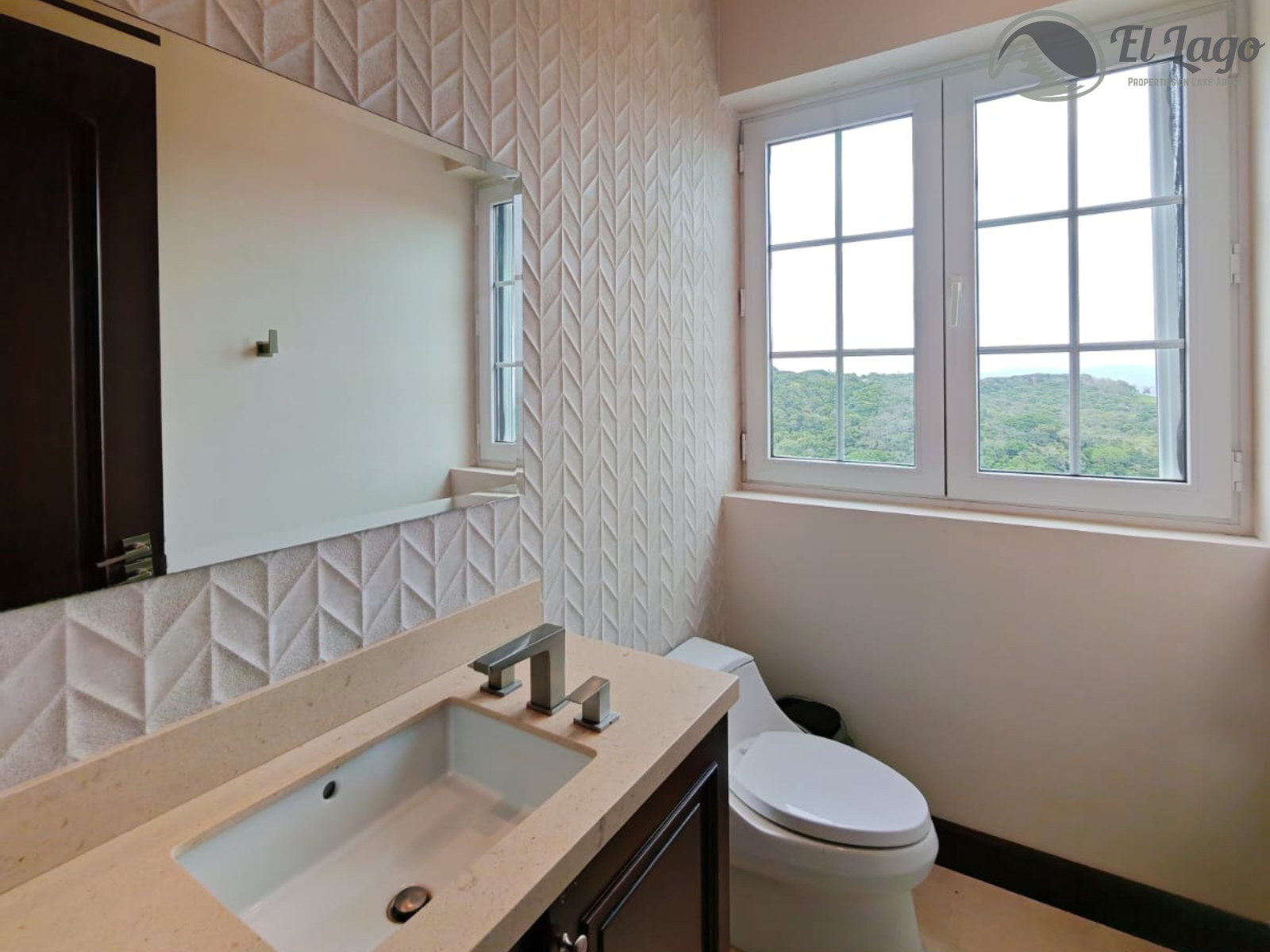 Luxury Estate w/ 8 BD, 9 BA, Private Forest, and Development Potential photo 46