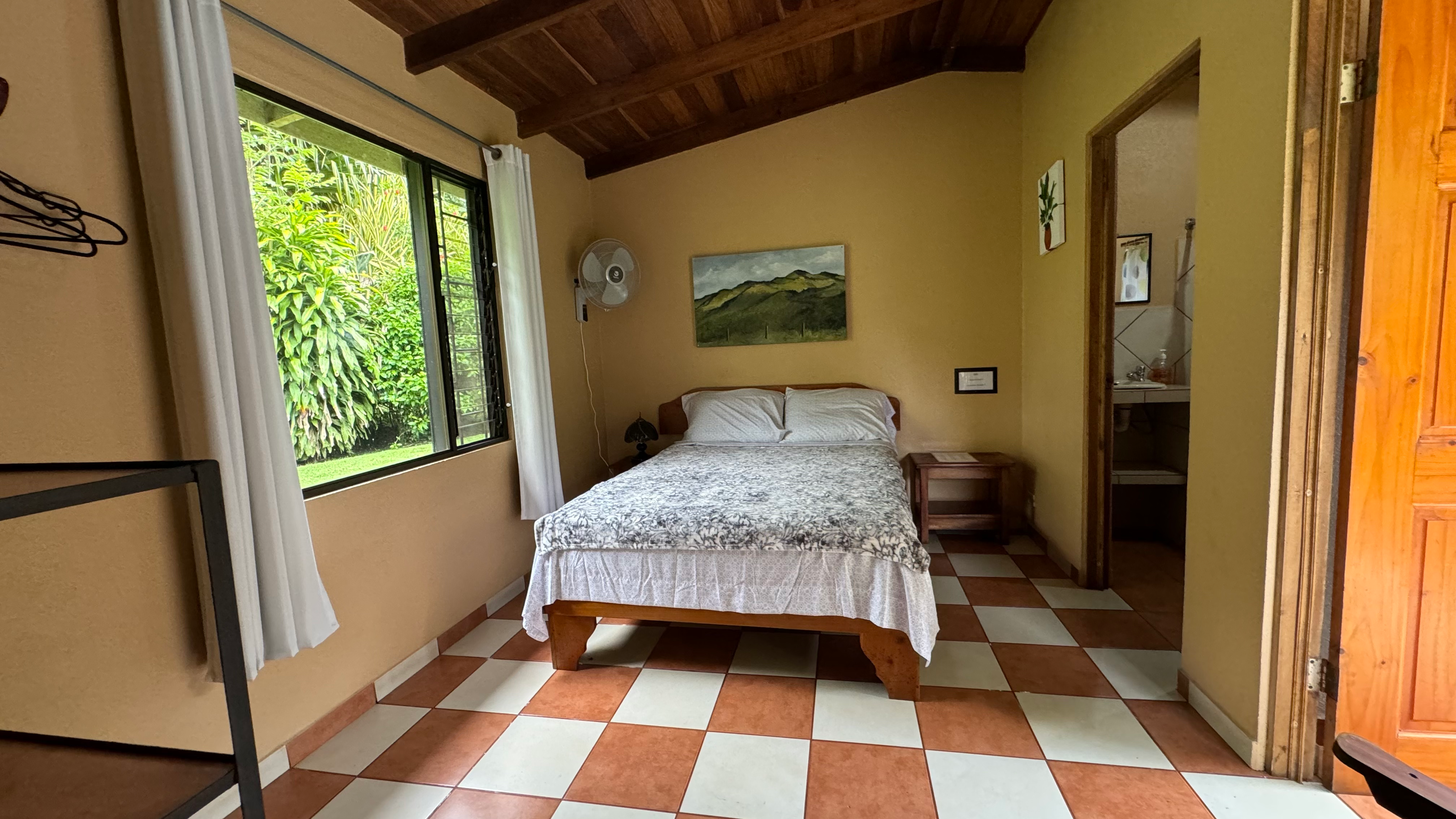 Commercial property: main house + 5 cabins + greenhouse + stable in Cinco Esquinas  photo 54