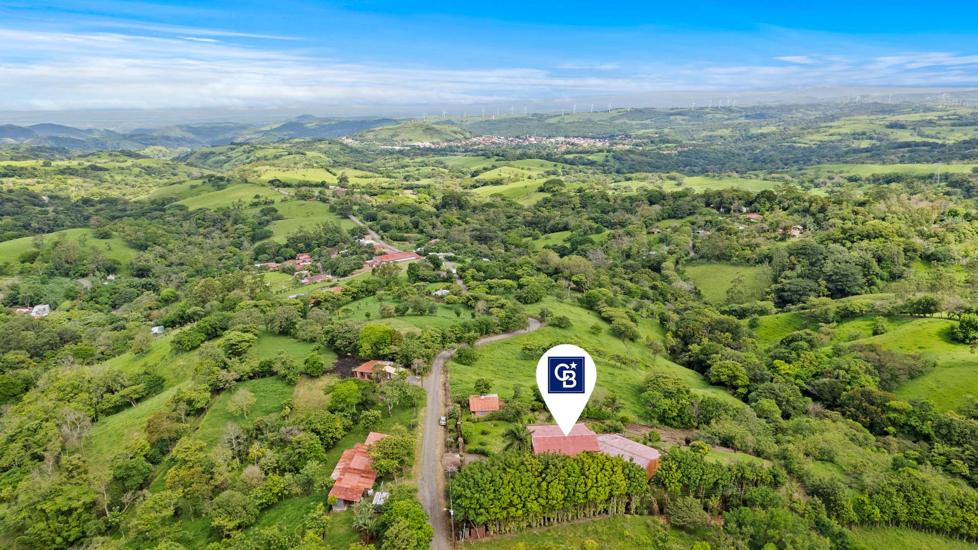 Luxury Home w/ Stunning Mountain Views on a 10,000 m² Estate photo 41