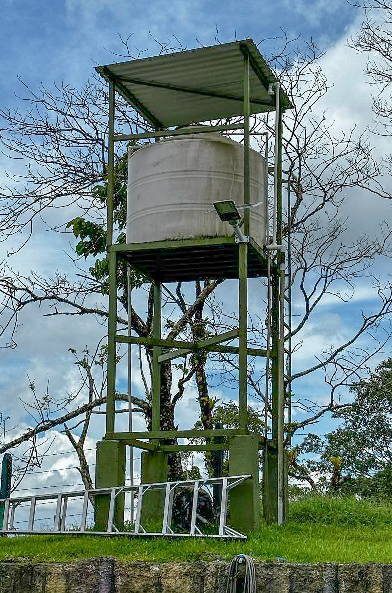 Prime Lake View Location! Beautiful New Construction Nestled in Arenal Nature photo 9