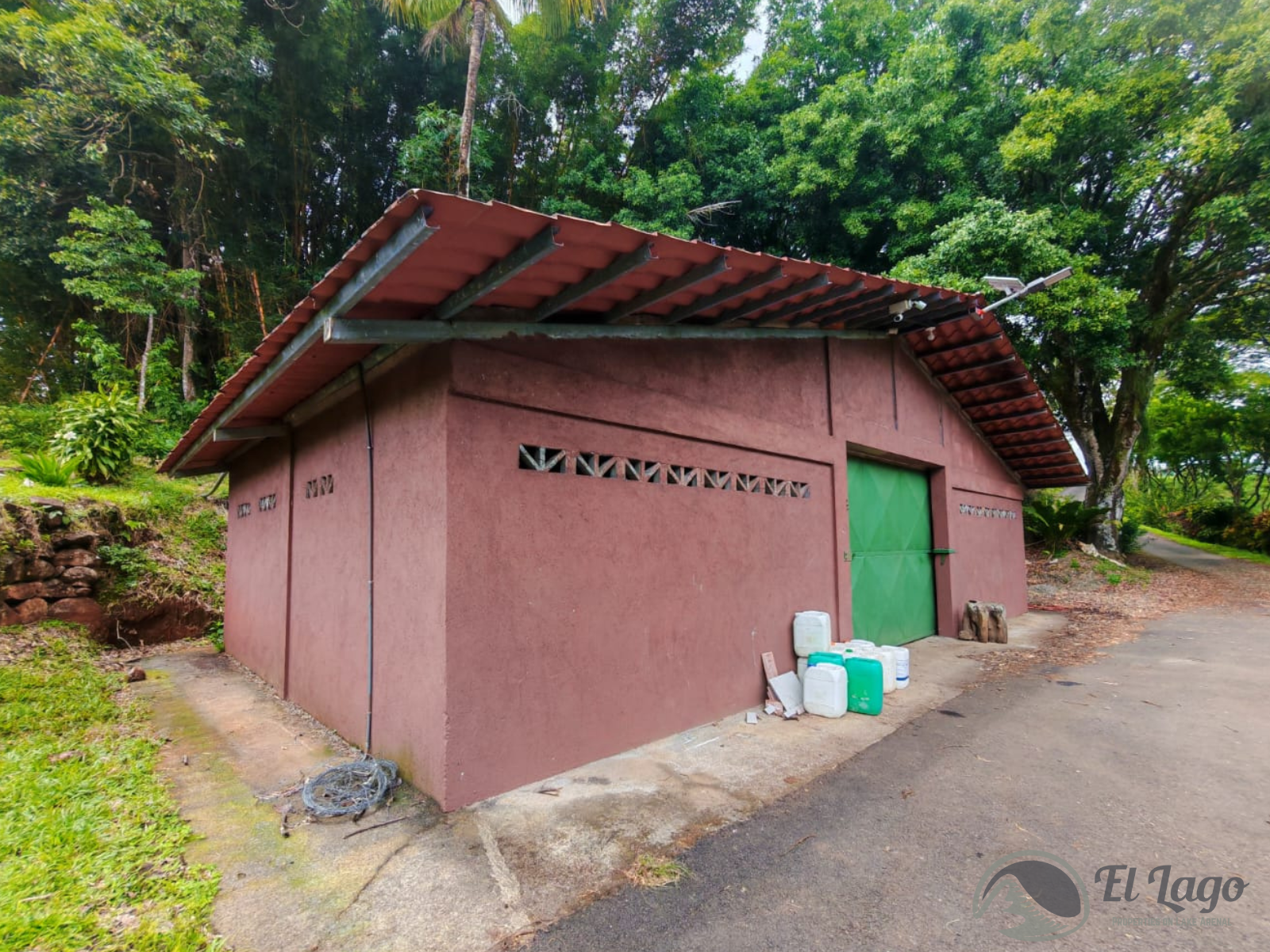 Luxury Estate w/ 8 BD, 9 BA, Private Forest, and Development Potential photo 87