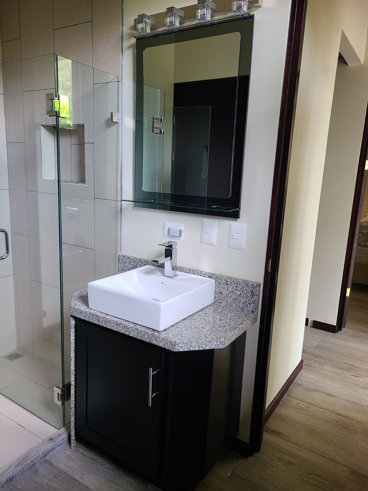 Lake View Home 2BD 2BA + Office + Gym in San Antonio, Nuevo Arenal photo 13