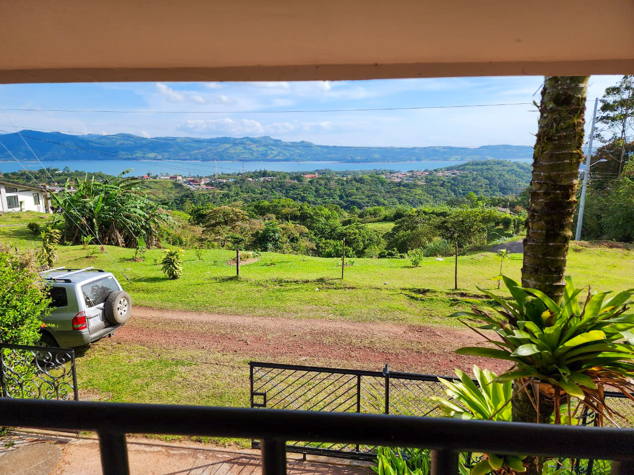 Lake view Residence 6 BD/5BA with Commercial Opportunity photo 19