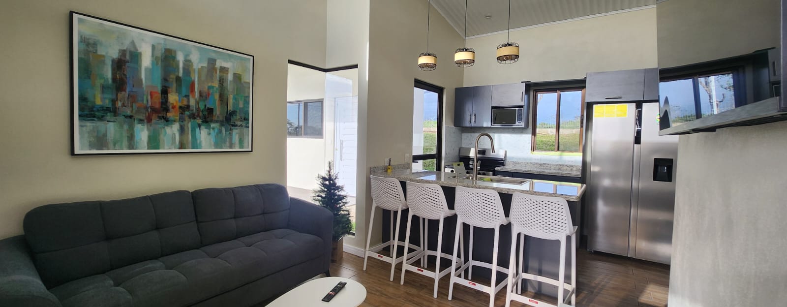 Beautiful Home 2 Bedrooms 2 Bathrooms with Stunning Mountain Views  photo 9