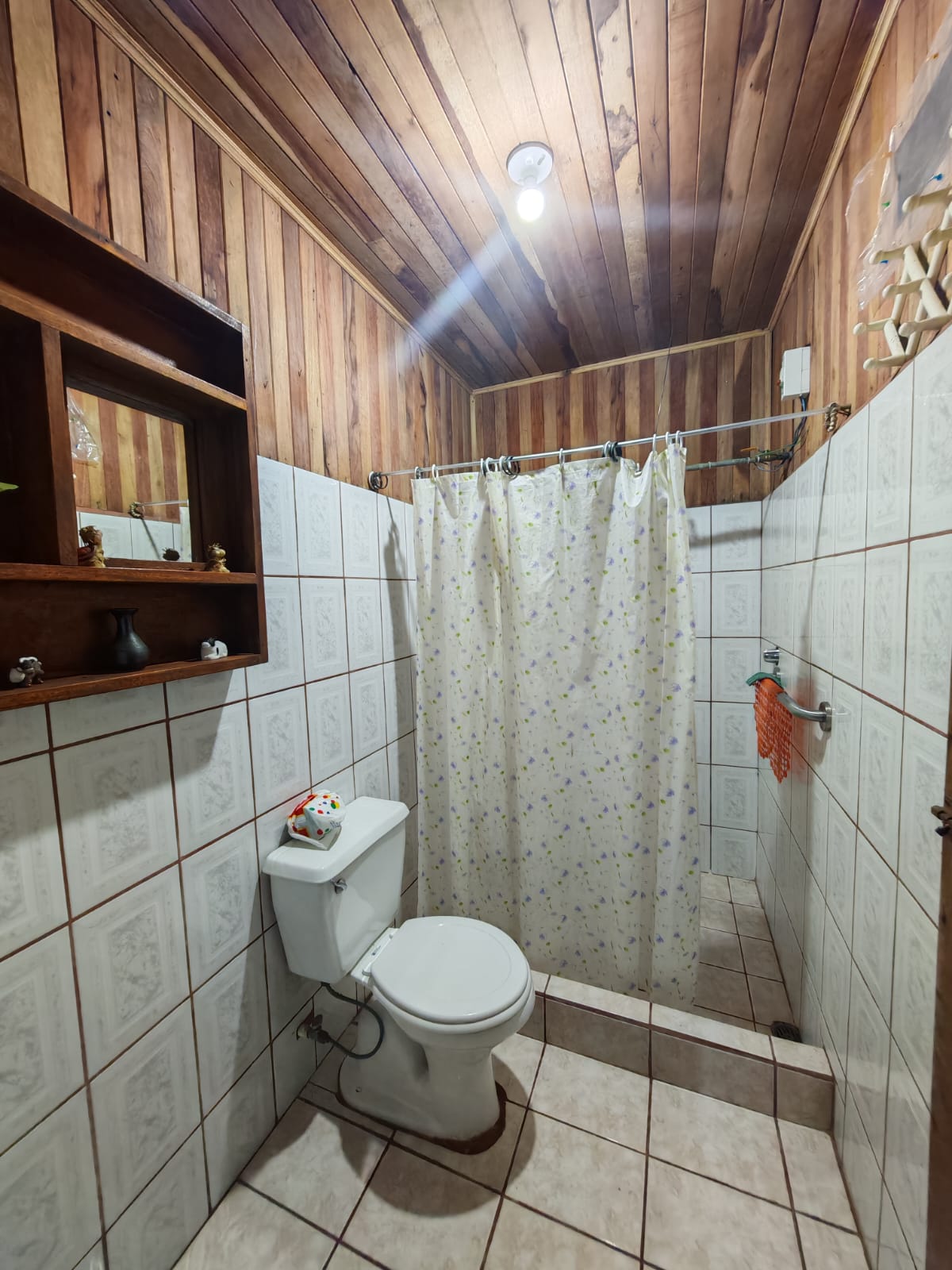 Spectacular 105-Hectare Lot with Lakes, Mountain Views, & Natural Resources  photo 37