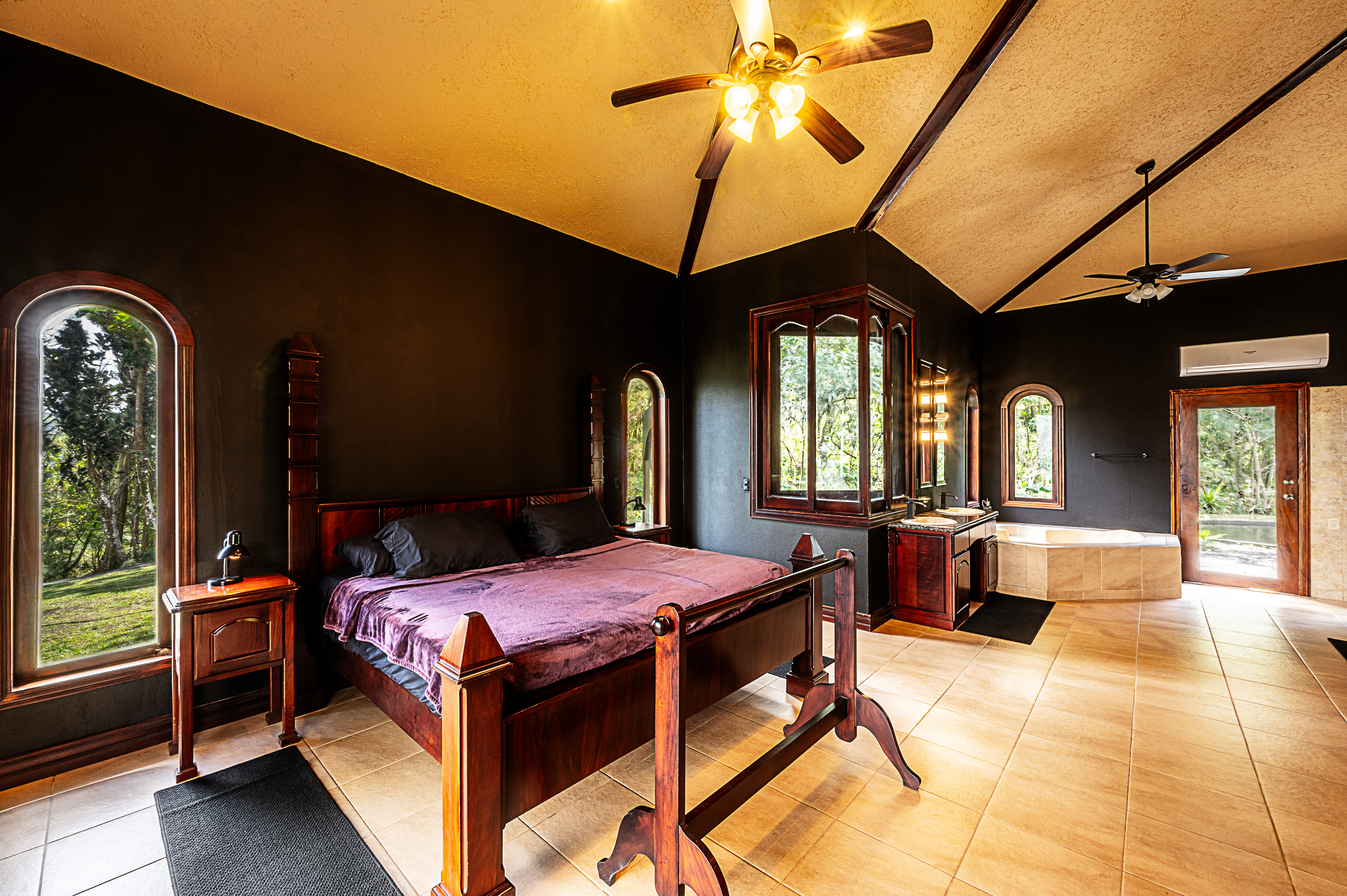 Spacious Arenal View Home with Cabins, Pavilion & Nature Trails  photo 27