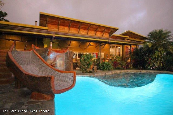 Modern Bali-Style Home, 8 BD, 5 BA 3,70 Acre In Nuevo Arenal photo 12