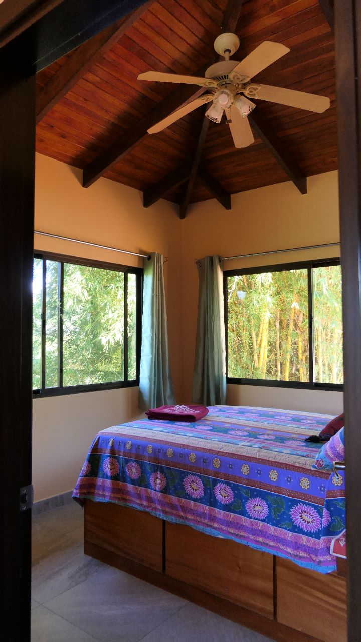 A new beautiful 2 BD/2 BA lake, volcano & rain forest view Casita  photo 12