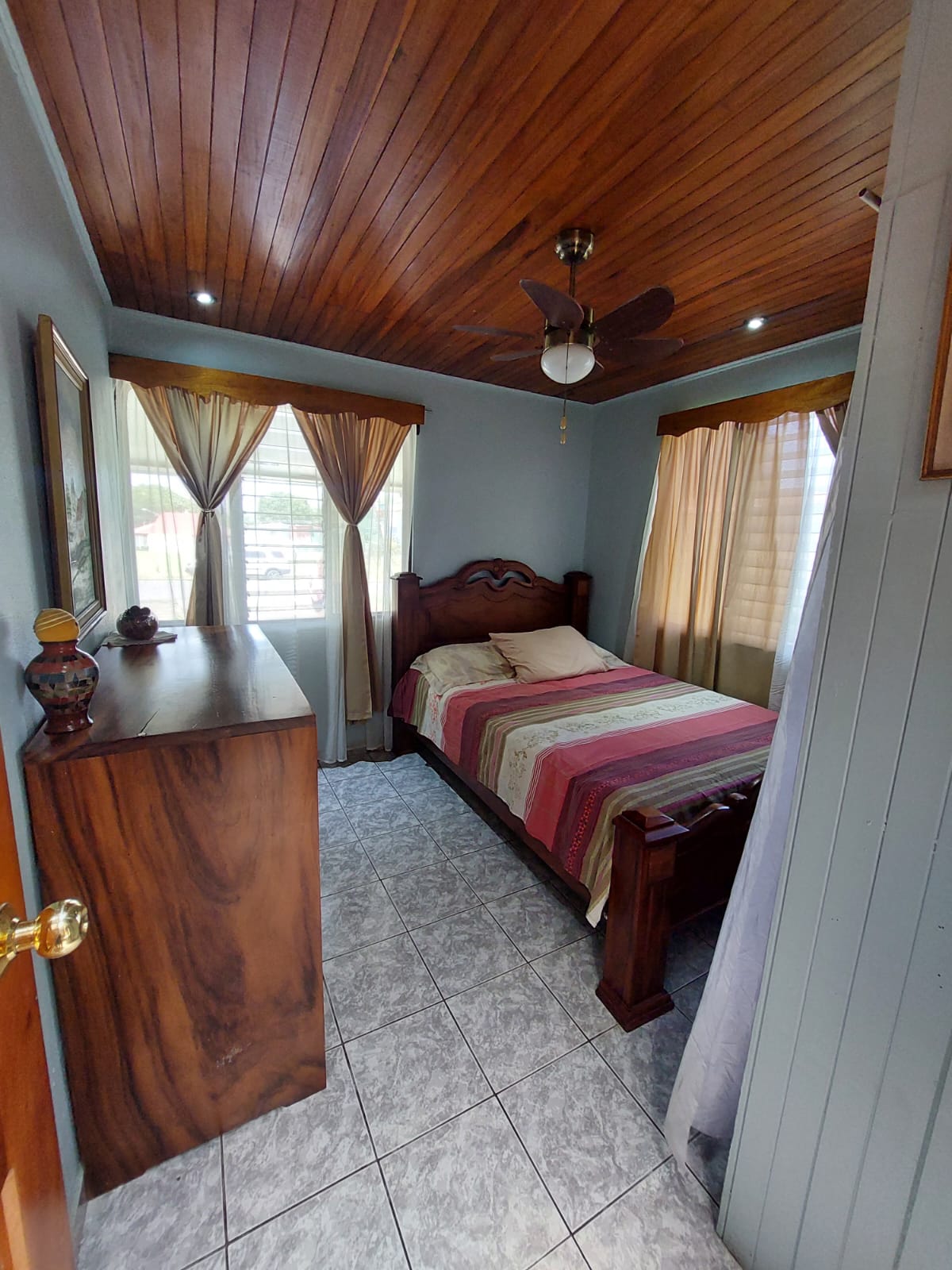 Lovely, 4 BD, 2 BA Home +  Independent 2 BD, 1 BA Rental Unit Near Lake Arenal photo 15