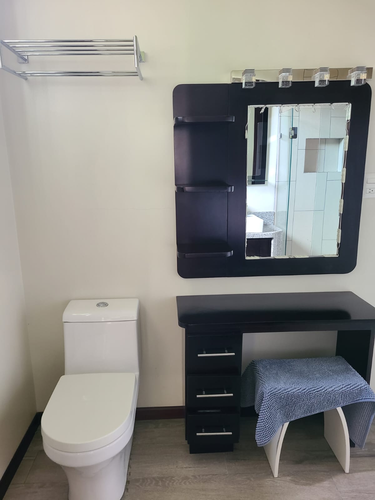 Lake View Home 2BD 2BA + Office + Gym in San Antonio, Nuevo Arenal photo 12