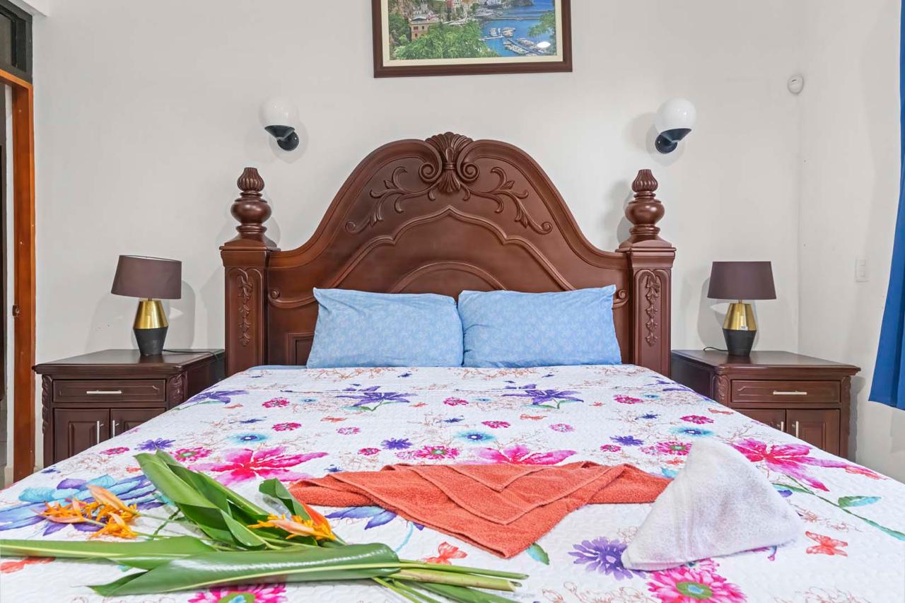 Beautiful 3-Story Property with 4 Apartments, Pool & Panoramic Comforts photo 24