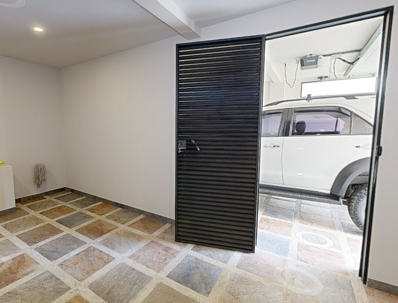 Spectacular Studio Apt + 2500 m2 Lot+ Lake Access Property in Nuevo Arenal photo 12