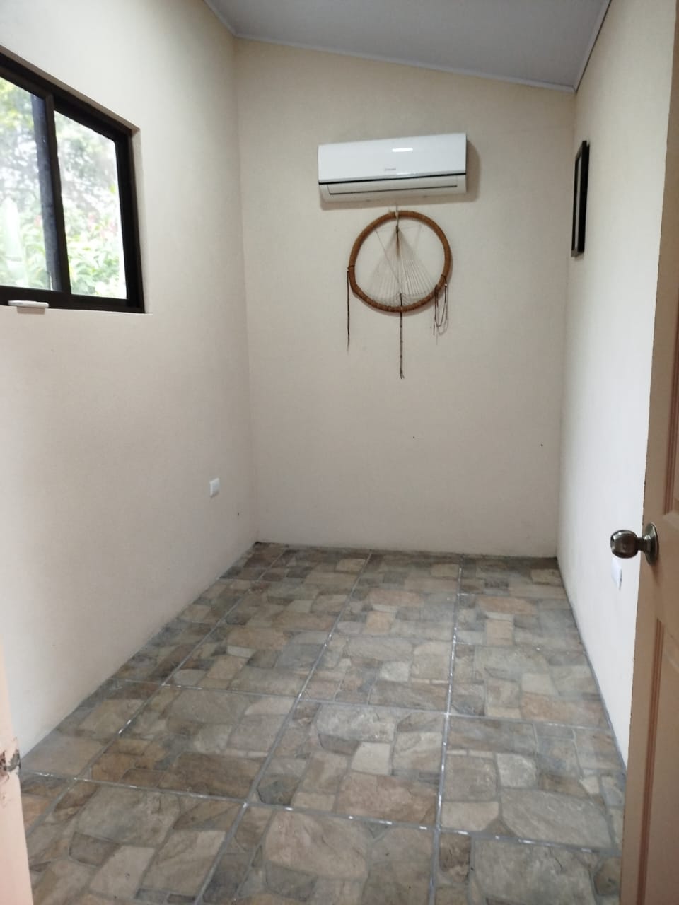 Spacious 4-BD, 3.5-BA Home with Lake Arenal View – Semi-Furnished photo 11