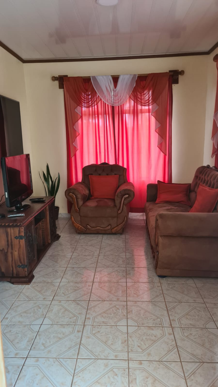 Beautiful, LAKE ACCESS property in Parcelas Santa Maria, Nuevo Arenal  photo 10