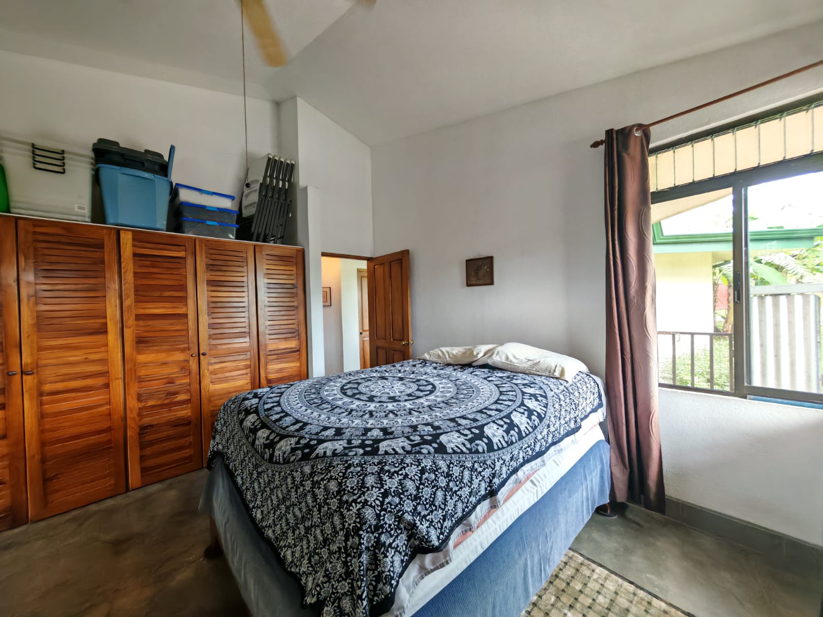 Charming 2BR Home + 1BR Casita on 1,000 m² Lot with Volcano & Lake Views photo 15