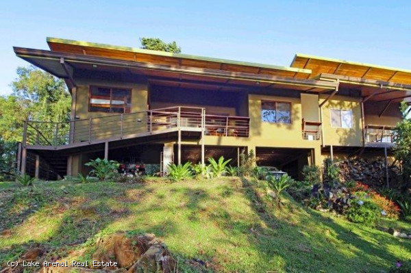 Modern Bali-Style Home, 8 BD, 5 BA 3,70 Acre In Nuevo Arenal photo 7