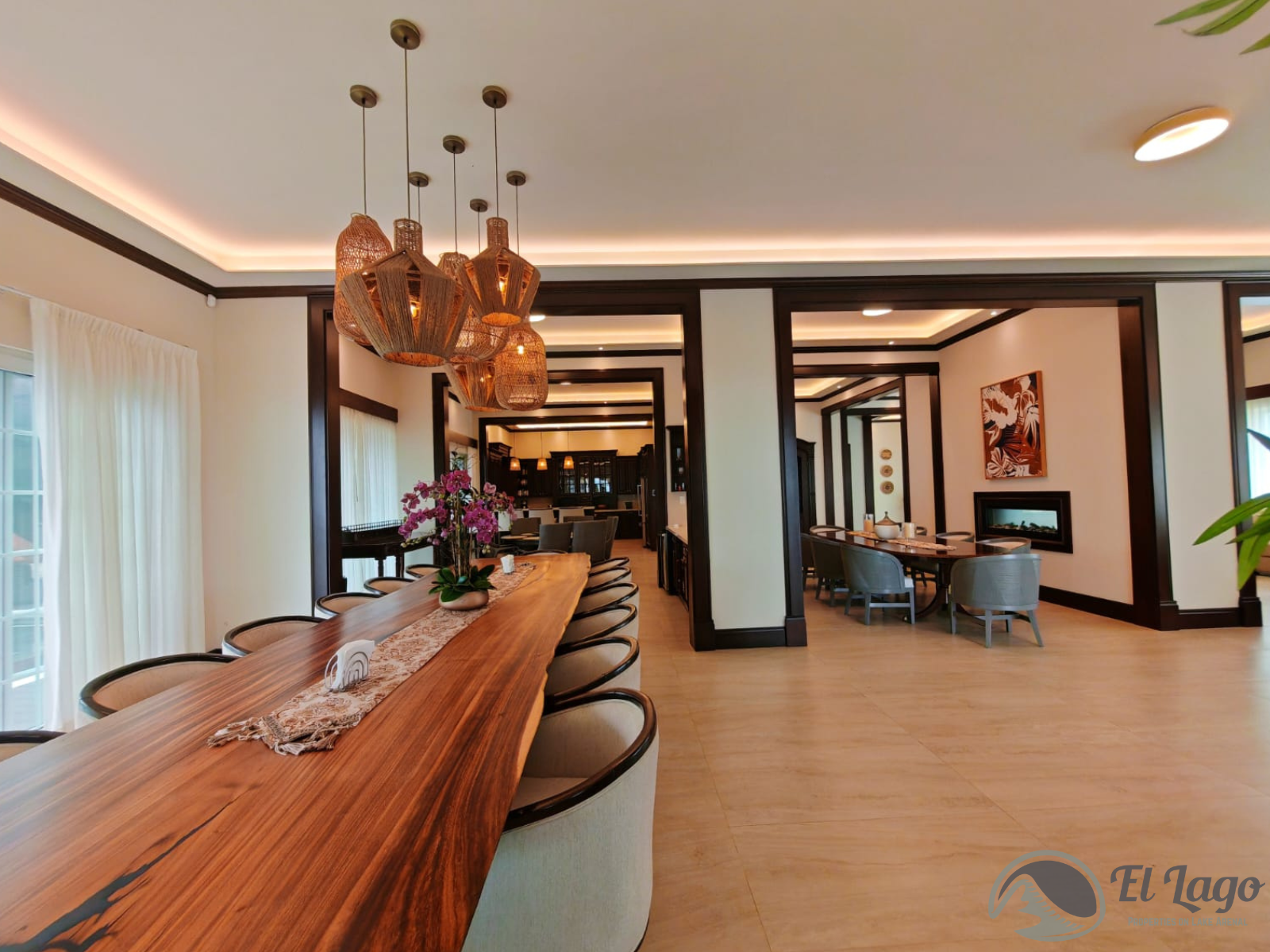 Luxury Estate w/ 8 BD, 9 BA, Private Forest, and Development Potential photo 28