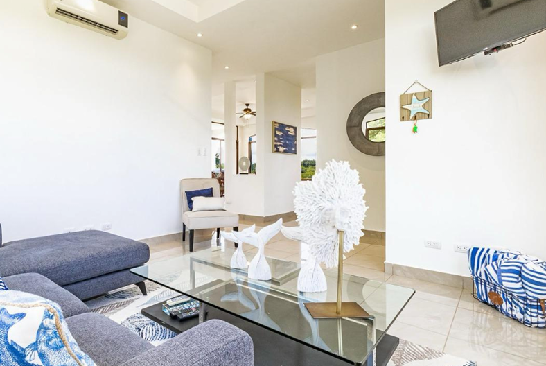 Elegant Furnished Home with Pool and Rancho Near the Beach  photo 6