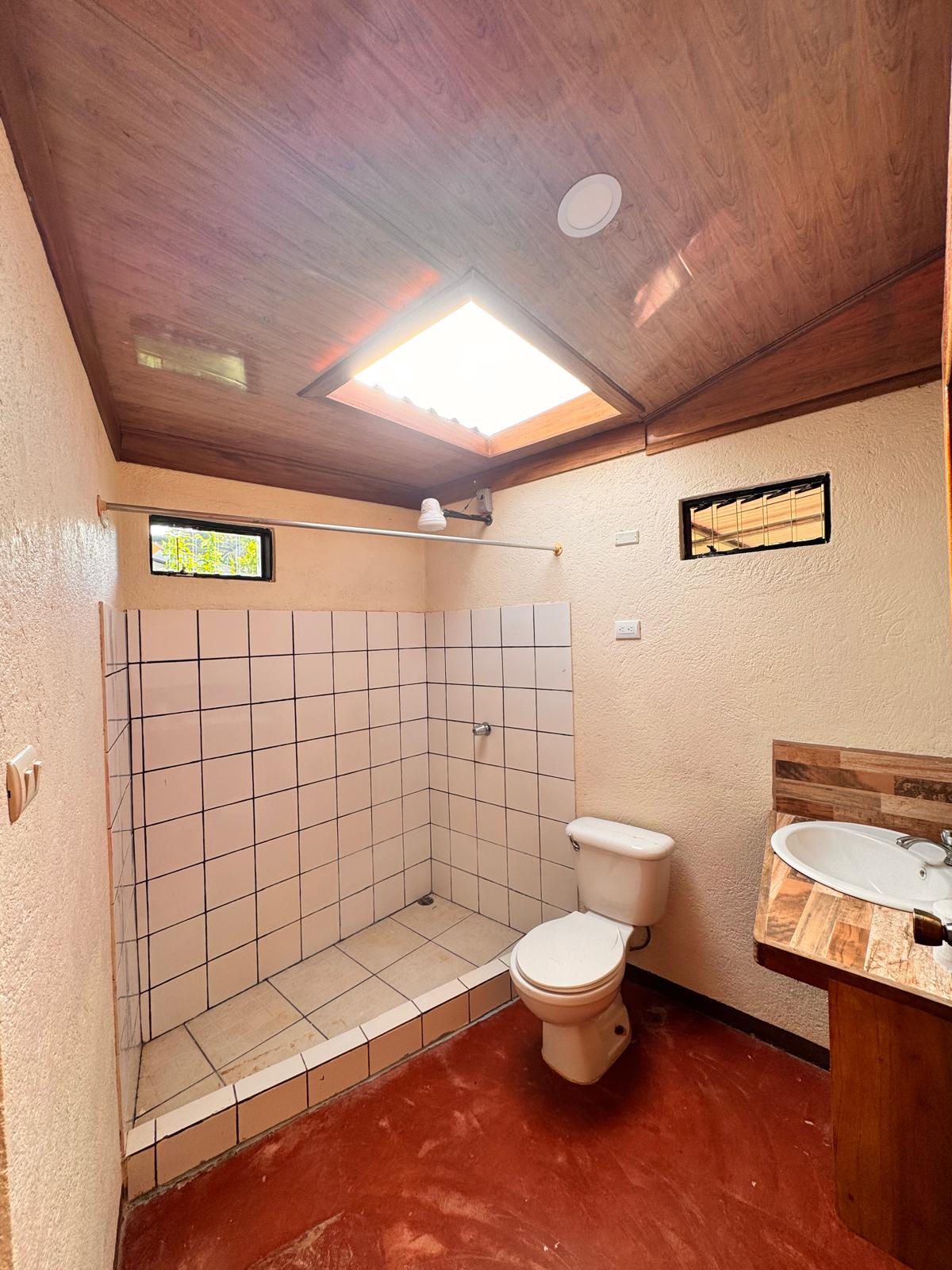 Charming 3 Bedroom 2 Bathroom Home in Nuevo Arenal photo 16