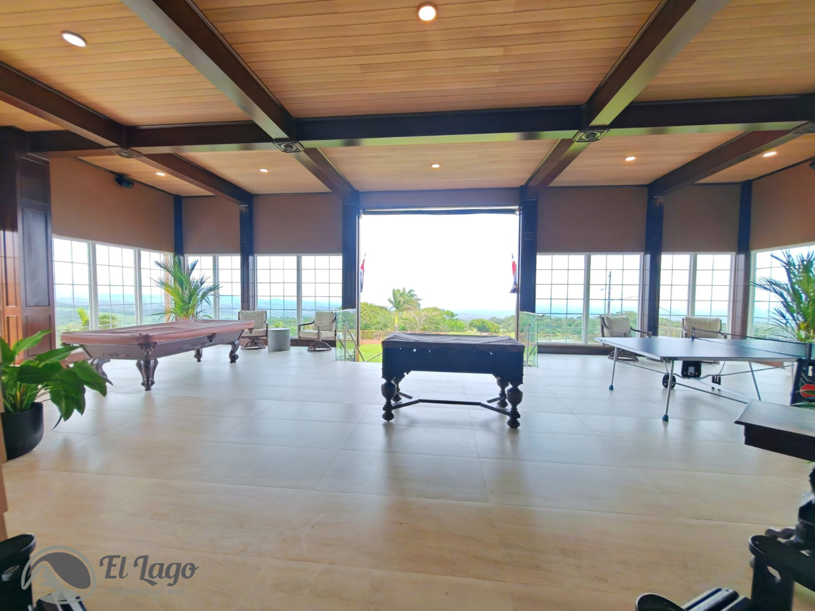 Luxury Estate w/ 8 BD, 9 BA, Private Forest, and Development Potential photo 15