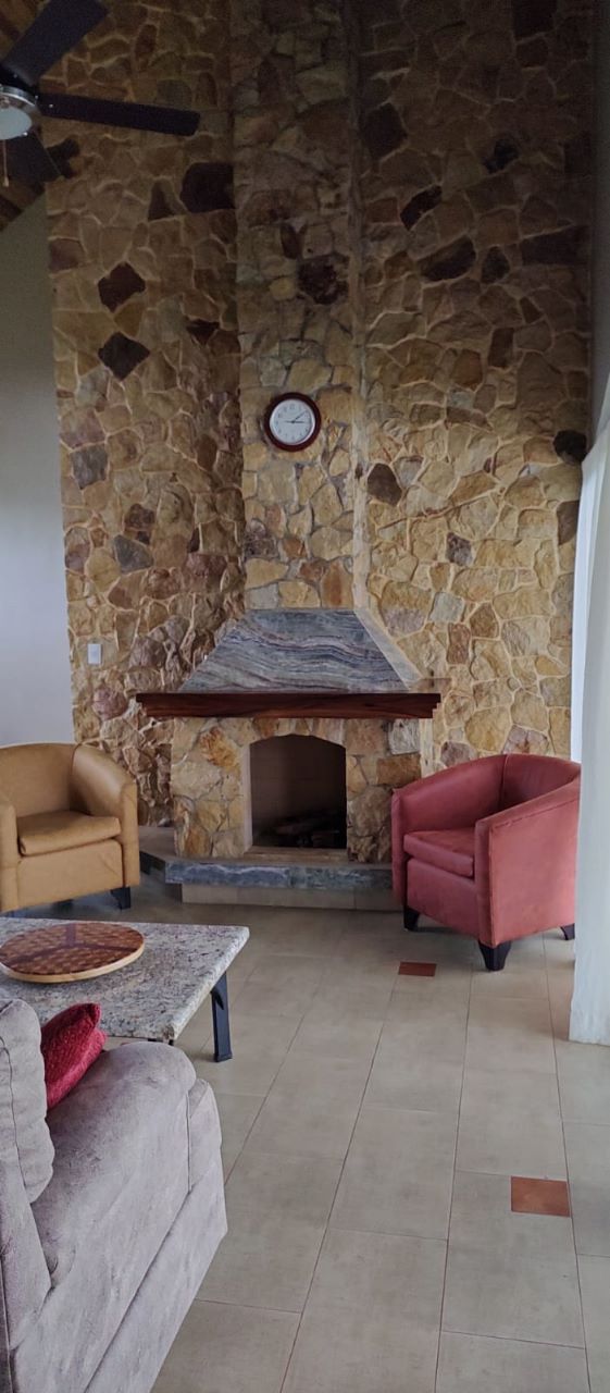 Luxury 2 Bedroom / 2 Bathroom Home W/  Stunning Lake & Volcano Views photo 13