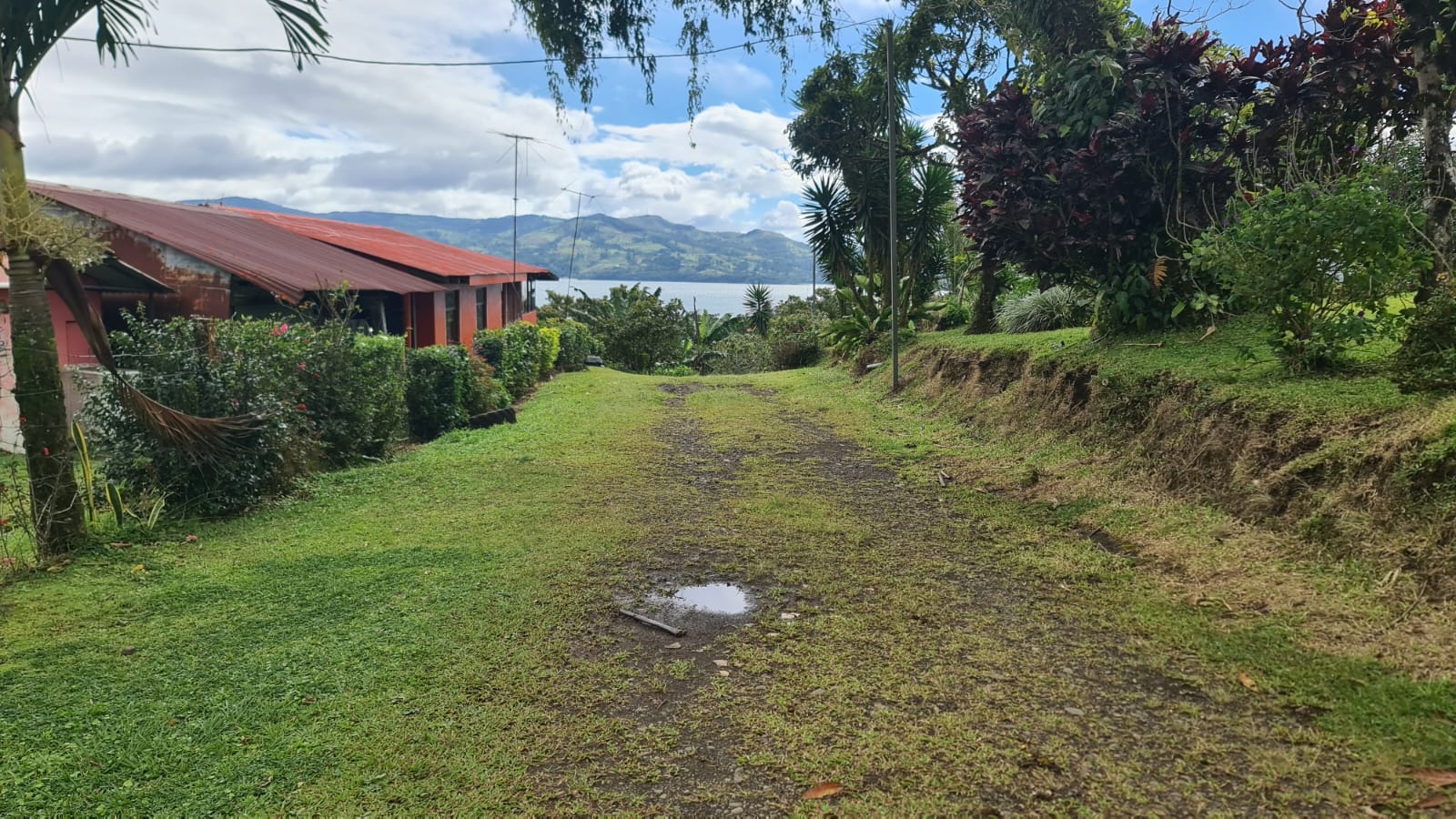 Fabulous, 5000 m2, Lake View Lot near Downtown Nuevo Arenal photo 13