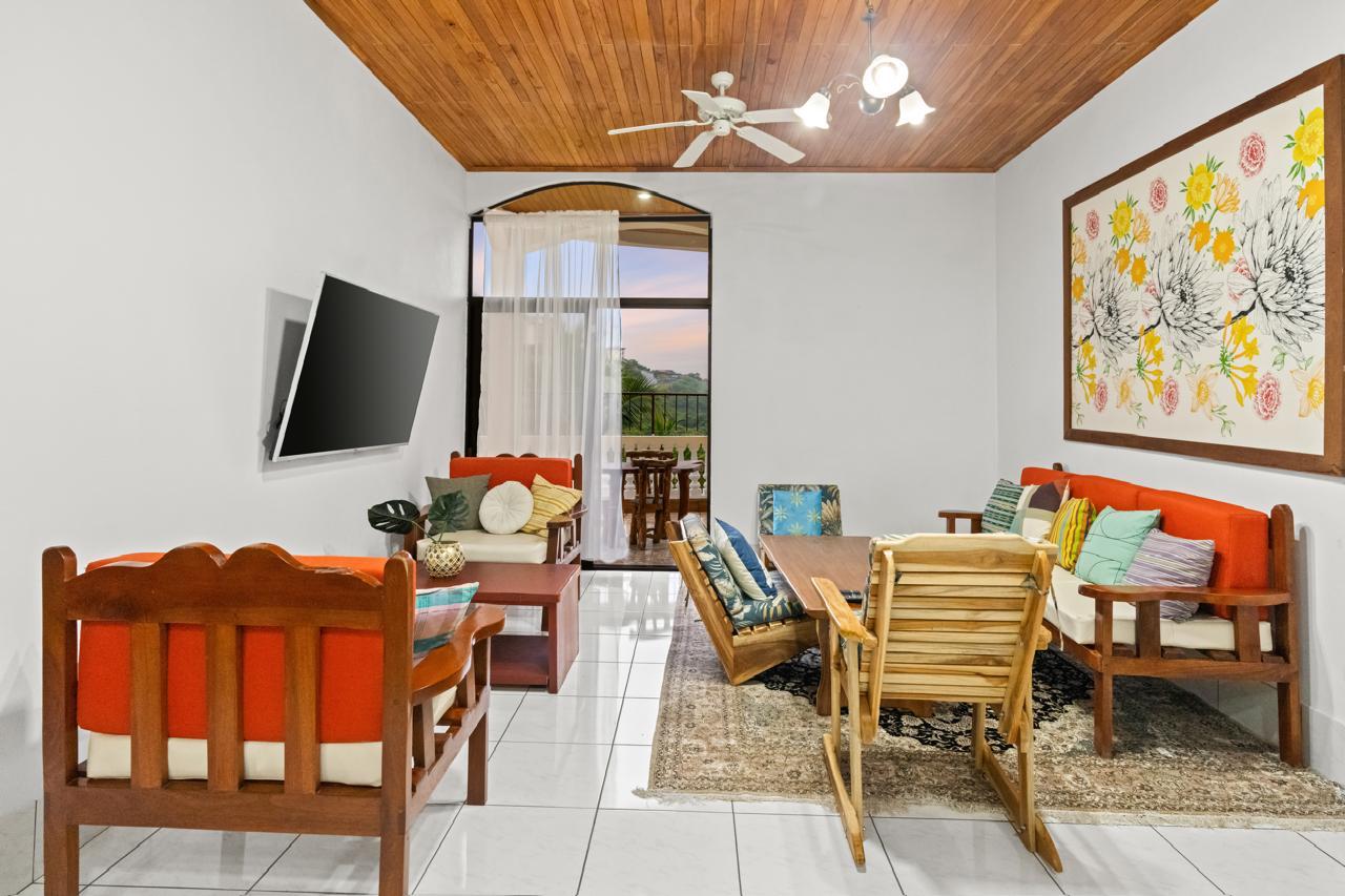 Luxury 19-Bedroom Property with Pools, Gardens & Stunning Ocean Views  photo 6