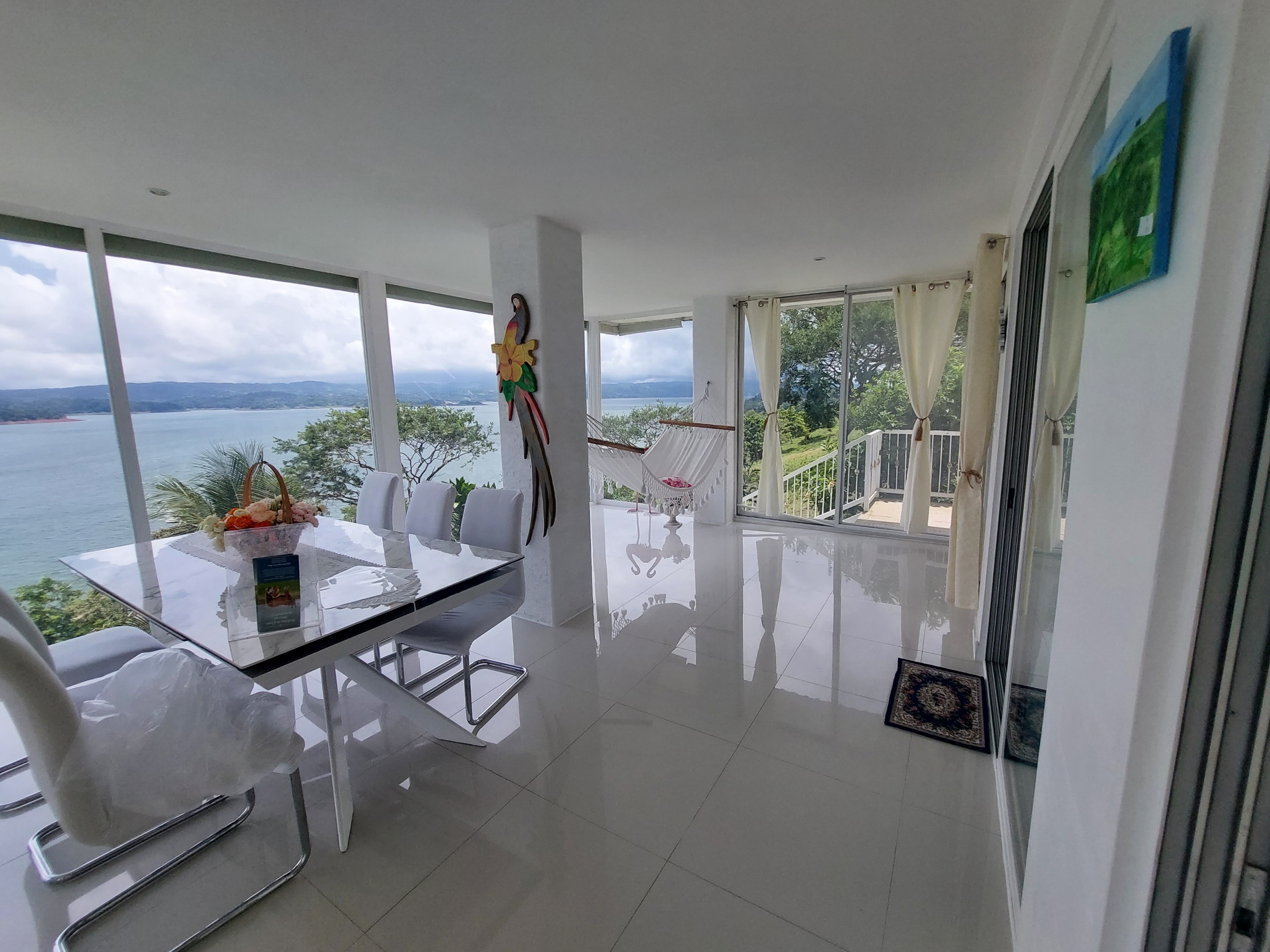 Luxury 7.41 Acre Estate 13 BD 10 BA w/ beautiful views of Lake Arenal & the Volcano  photo 15