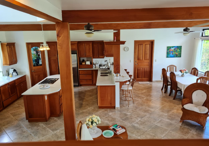 Villa Corazón: Luxury 4BD, 3.5BA Home + 3BD, 3.5BA GuestHouse w/ LAKE ACCESS photo 10