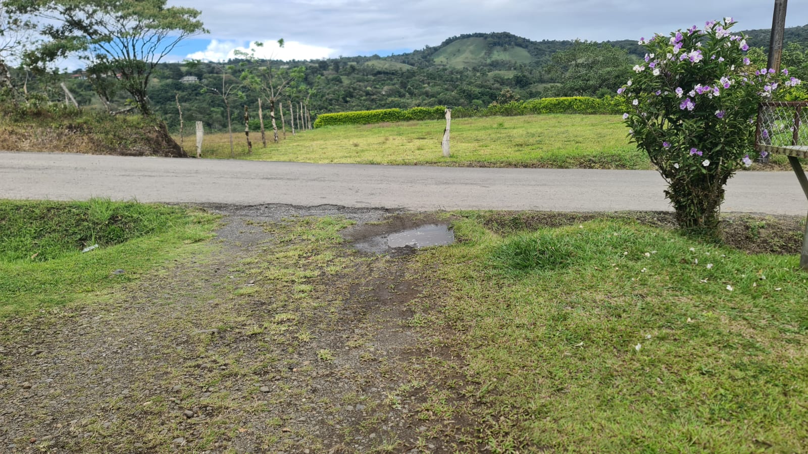 Fabulous, 5000 m2, Lake View Lot near Downtown Nuevo Arenal photo 11