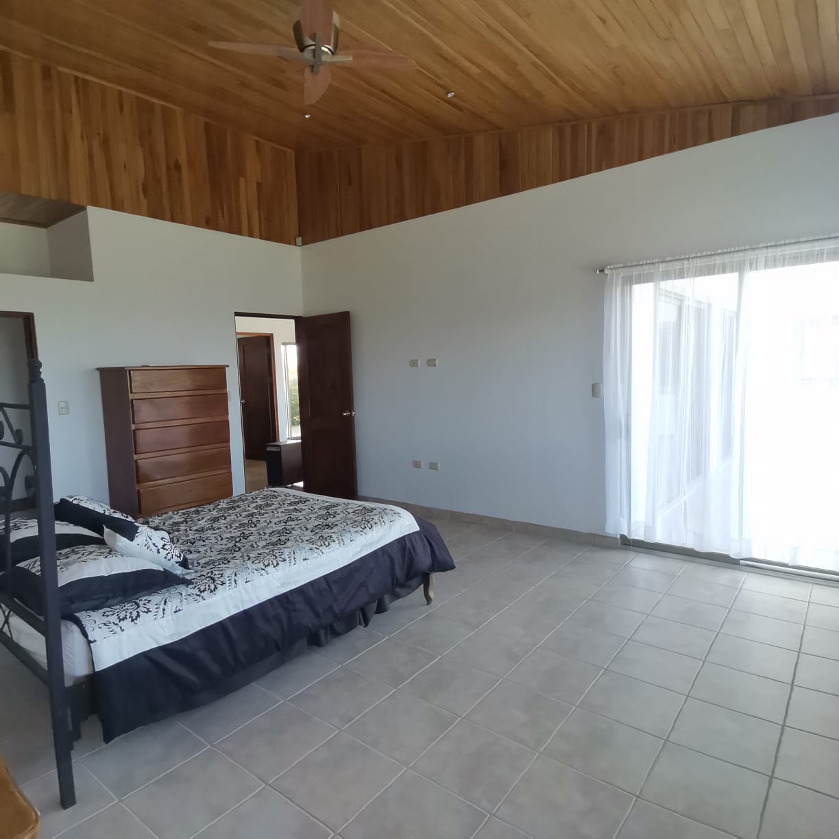 Beautiful, 3 bedroom, 3.5 bathroom, Mountain Top Home in Gated Community photo 56