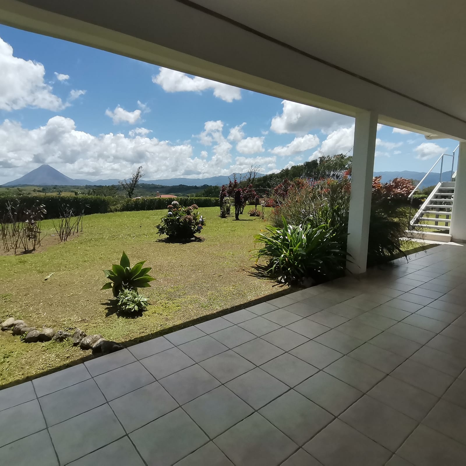 Beautiful, 3 bedroom, 3.5 bathroom, Mountain Top Home in Gated Community photo 20