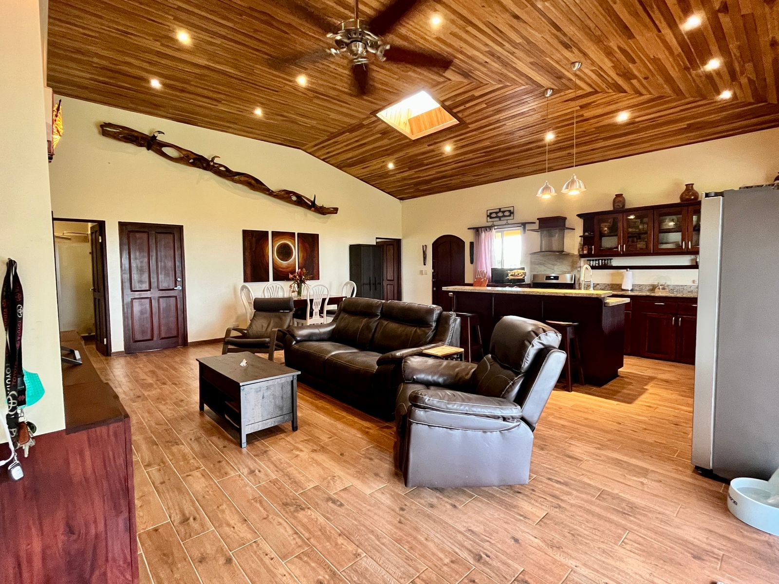 Mountain Top, Solar Powered, 3 bedroom Home in Nuevo Arenal  photo 12