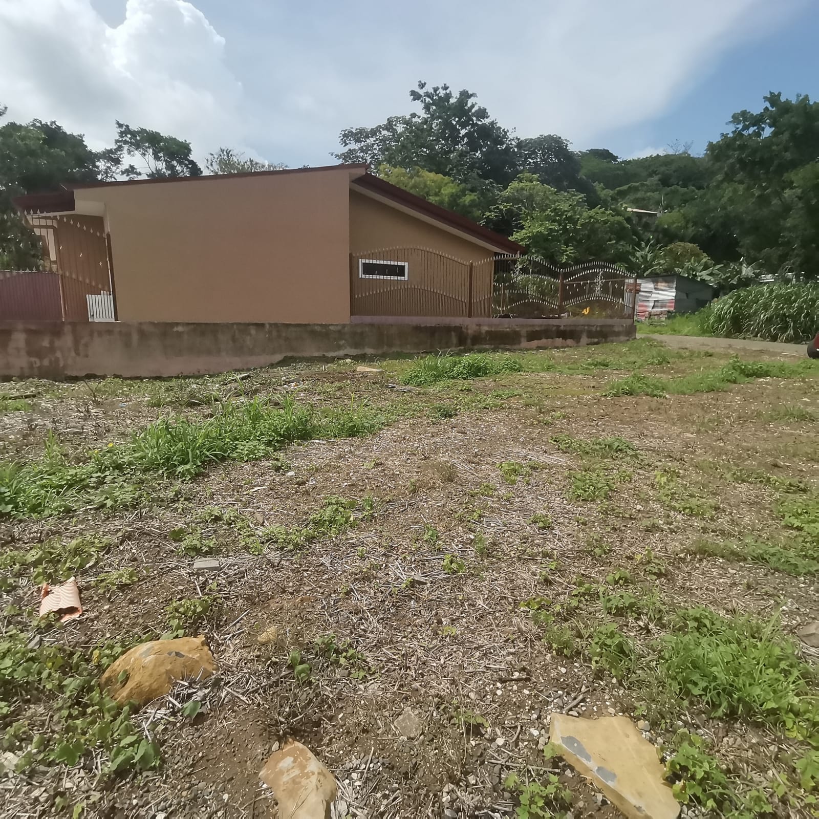 READY TO BUILD! 400 m2, Mountain and Jungle View Lot in Tilaran photo 10