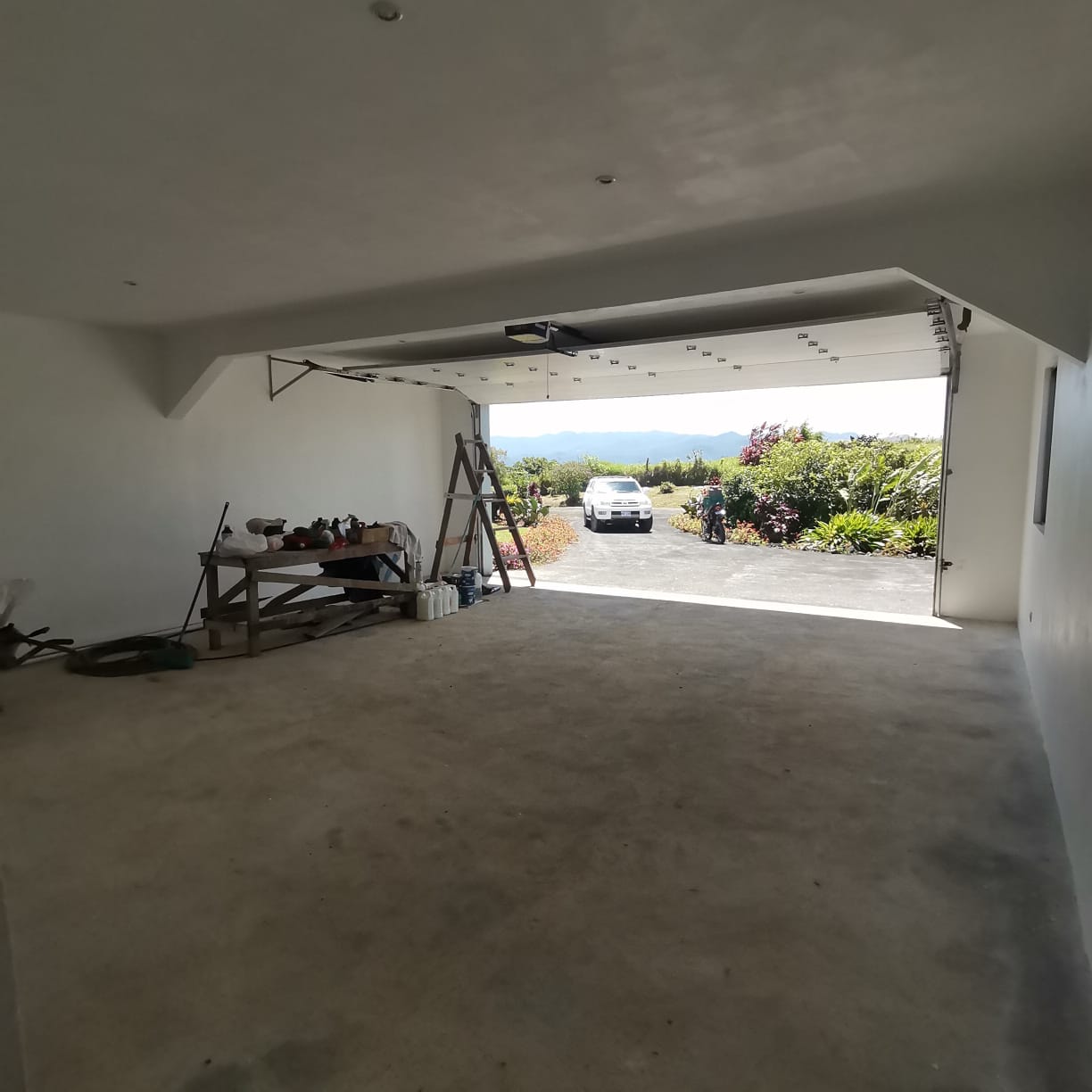 Beautiful, 3 bedroom, 3.5 bathroom, Mountain Top Home in Gated Community photo 35