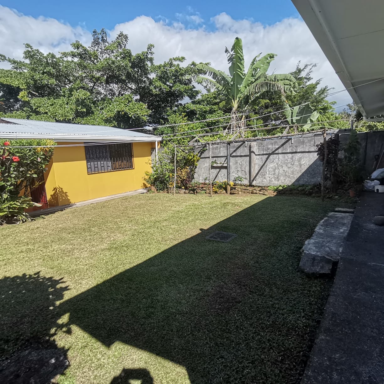 Lovely 2  Story Home + 2 Rental Cabins near Downtown Nuevo Arenal photo 25