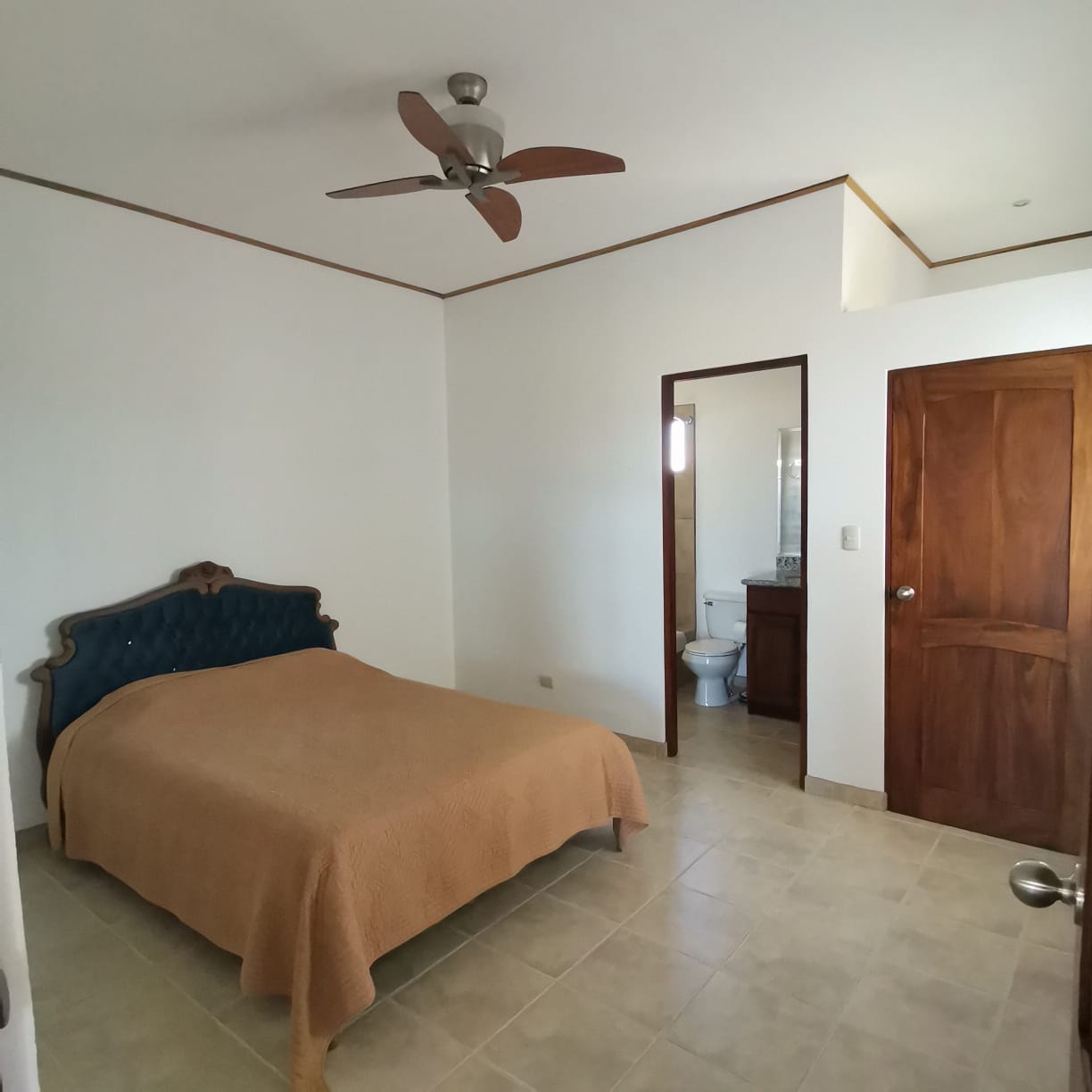 Beautiful, 3 bedroom, 3.5 bathroom, Mountain Top Home in Gated Community photo 39