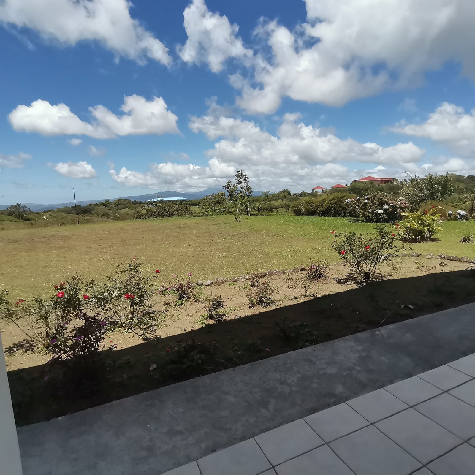 Beautiful, 3 bedroom, 3.5 bathroom, Mountain Top Home in Gated Community photo 18